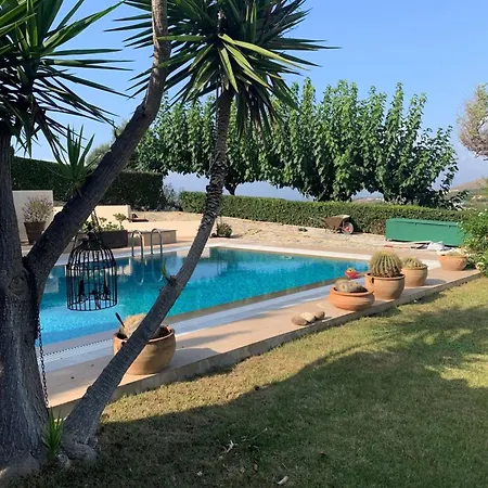 Villa Karteros With Swimming Pool Bbq